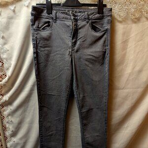 Vintage New York & Company size 4 tall blue jeans